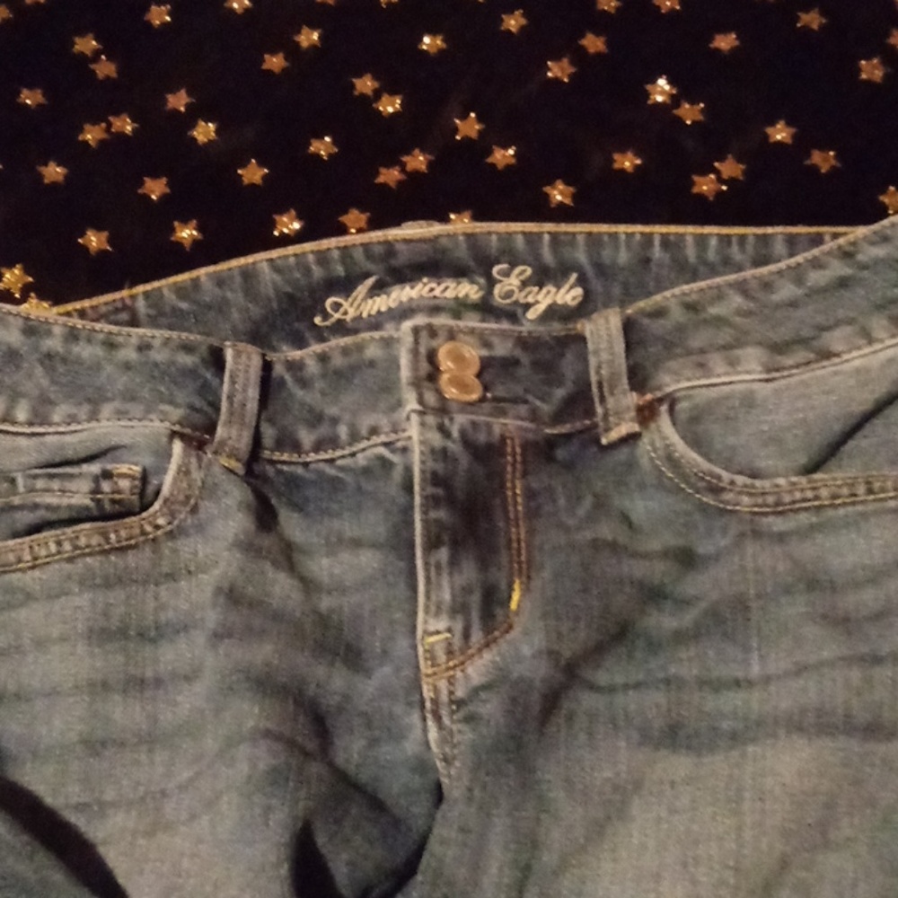 Blue Jeans - Picture 2 of 4